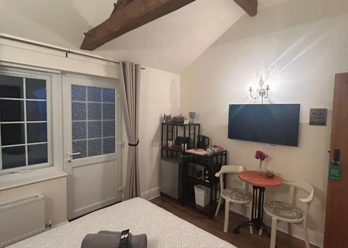 Hollyside Gæstehus 3*